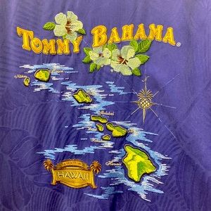 Tommy Bahama button down shirt sleeve shirt. Hawaii print on back